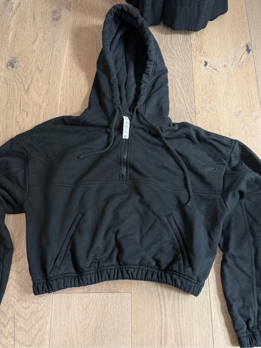ALO Yoga Black Cropped Hoodie with Drawstring - Picture 2 of 4